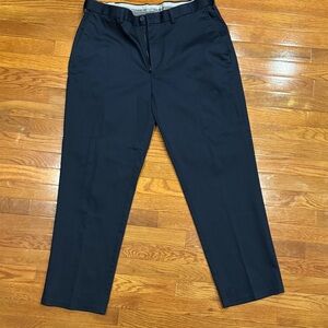 Haggar Men's Classic Fit Iron Free Performance Flex Navy Khaki